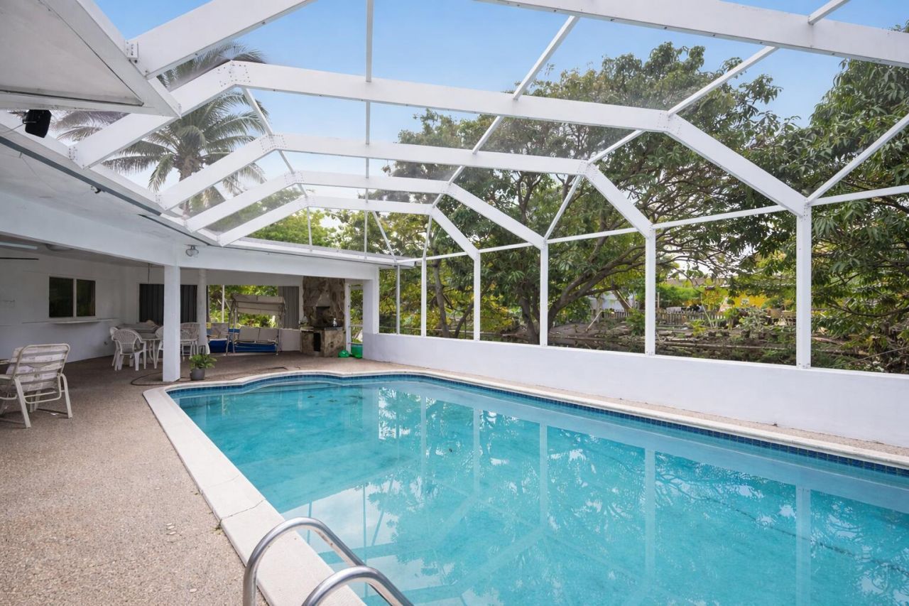 4490 NW 43rd Street, Lauderdale Lakes, FL 33319 Photo