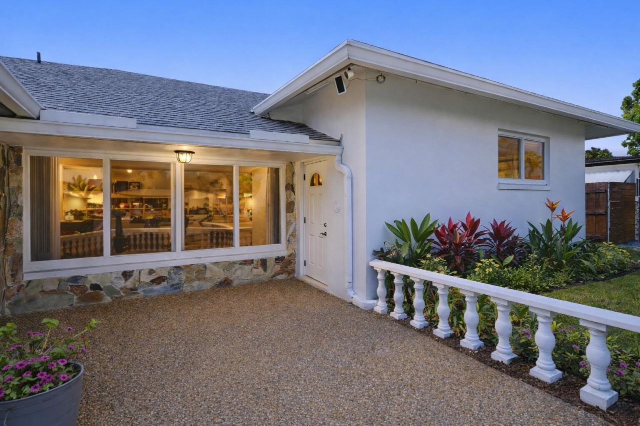 4490 NW 43rd Street, Lauderdale Lakes, FL 33319 Photo