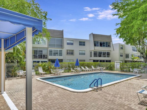 9101 Lime Bay Boulevard, Unit 312, Tamarac, FL 33321