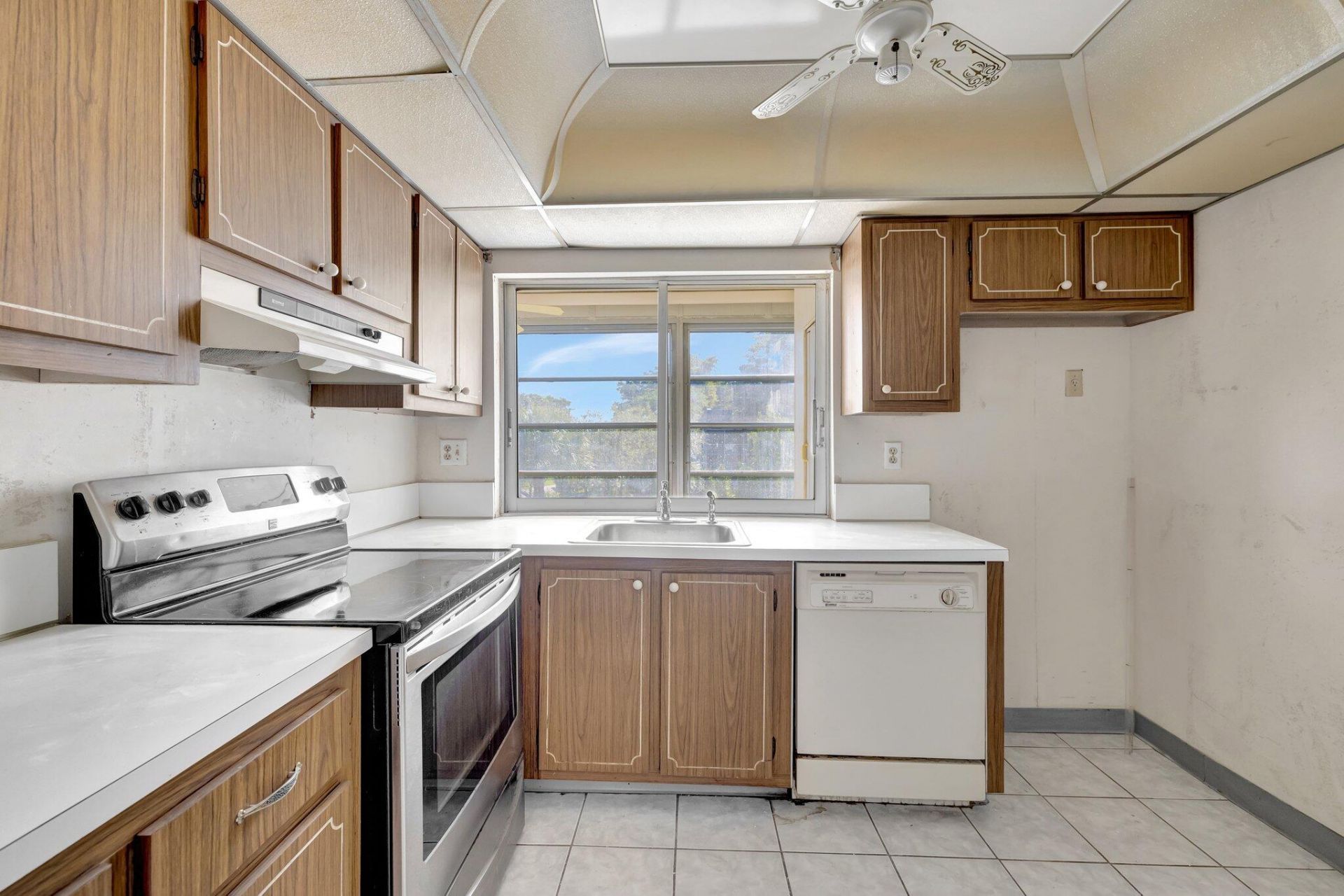 9101 Lime Bay Boulevard, Unit 312, Tamarac, FL 33321 Photo
