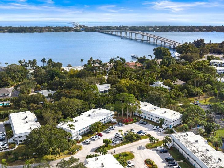 2929 SE Ocean Boulevard, Unit 103-2, Stuart, FL 34996