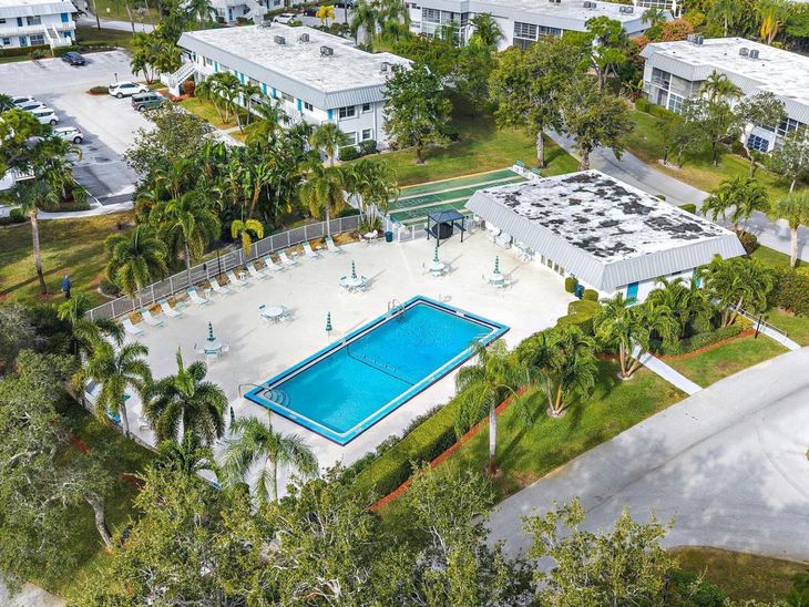 2929 SE Ocean Boulevard, Unit 103-2, Stuart, FL 34996