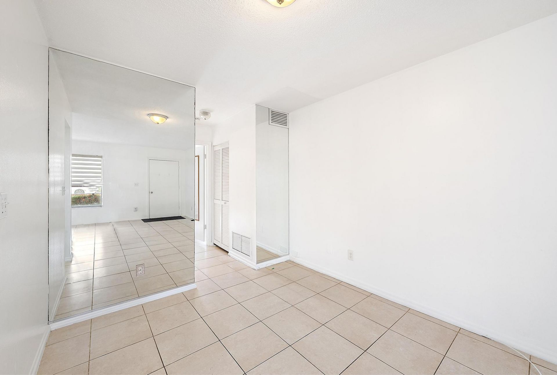 2929 SE Ocean Boulevard, Unit 103-2, Stuart, FL 34996 Photo