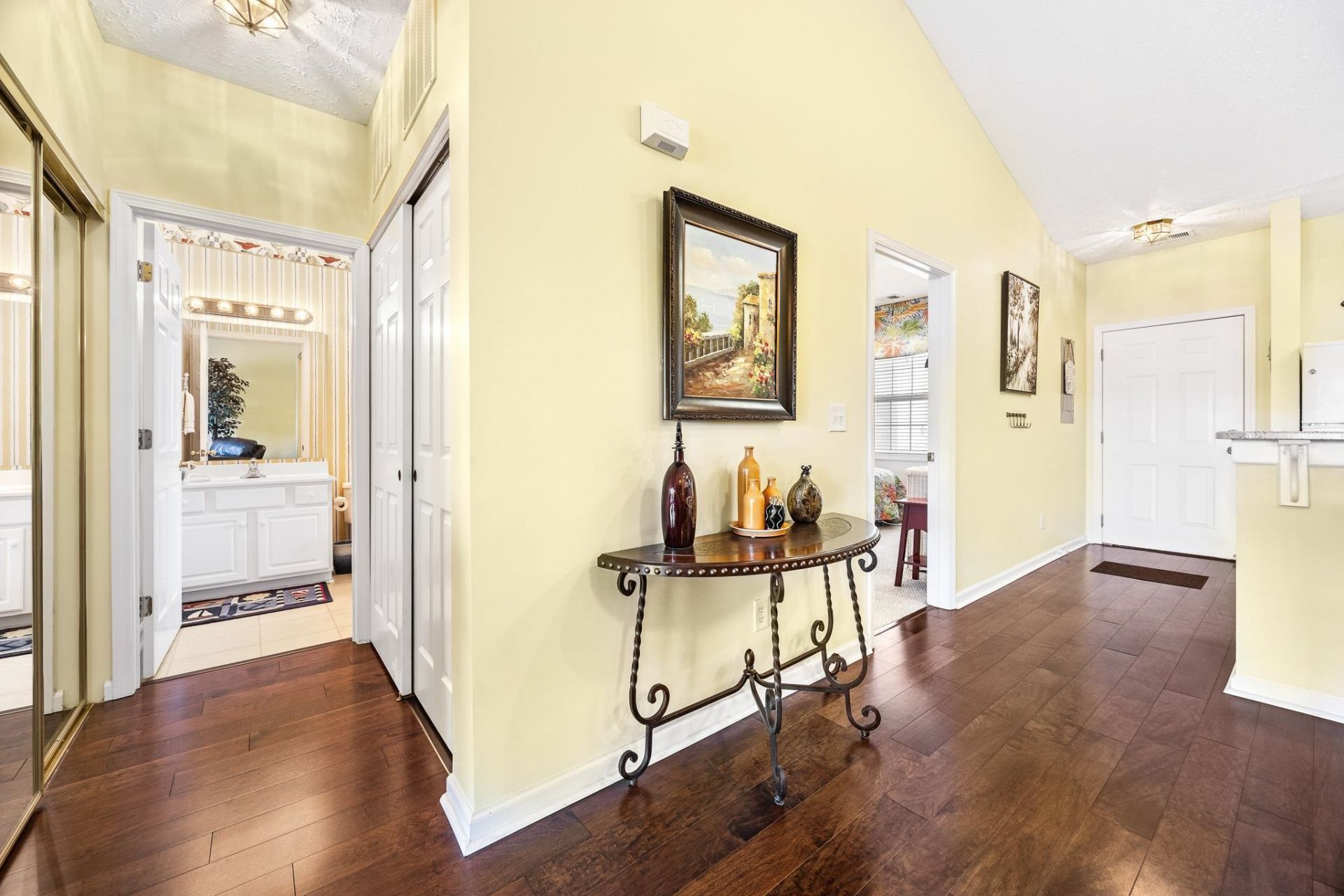 901 West Port Dr. Photo 8