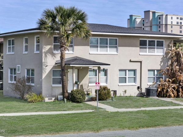 205 11TH Avenue N, Jacksonville Beach, FL 32250