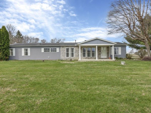 895 Becks Knob Road SW, Lancaster, OH 43130
