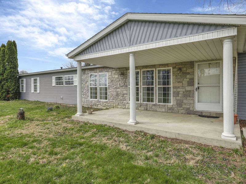 895 Becks Knob Road SW, Lancaster, OH 43130 Photo 3