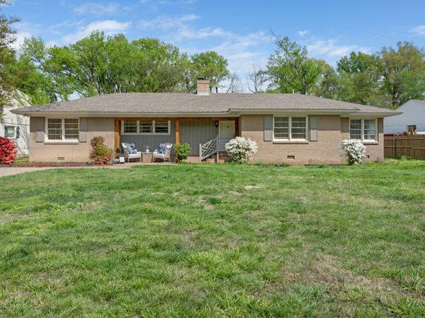 264 BARRY RD, Memphis, TN 38117