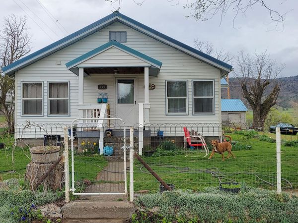 298 Main Street, Monument, OR 97864