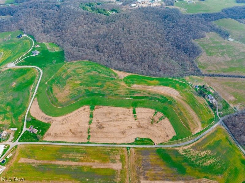 N American Road, Dover, OH 44622 Photo 9