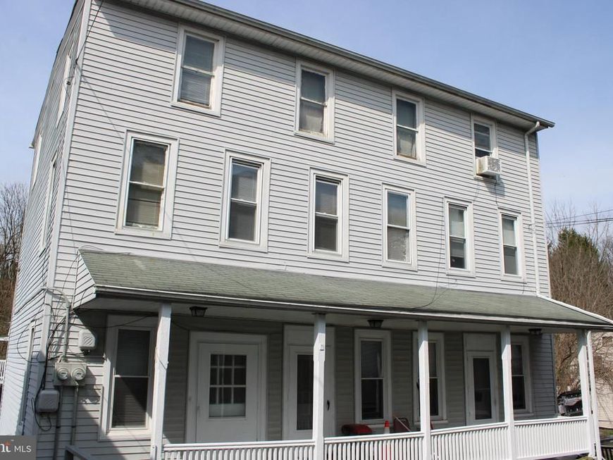 142 W Main Street , Unit APT C, Windsor, PA 17366 Main Photo