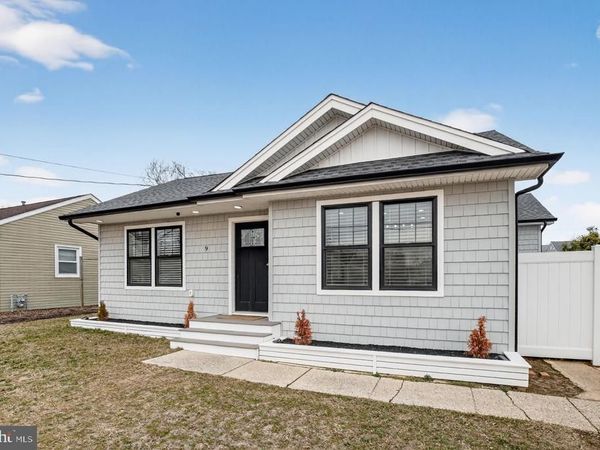 9 WOODBINE AVENUE, MAPLE SHADE, NJ 08052