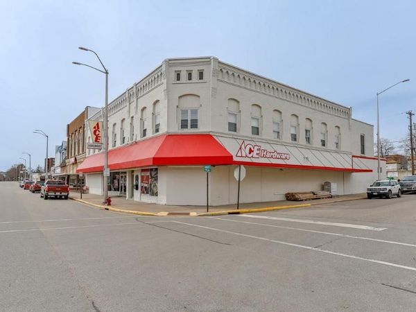 920-924 E MAIN STREET, Merrill, WI 54452