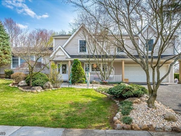 9 Colburn Rd, East Brunswick, NJ 08816