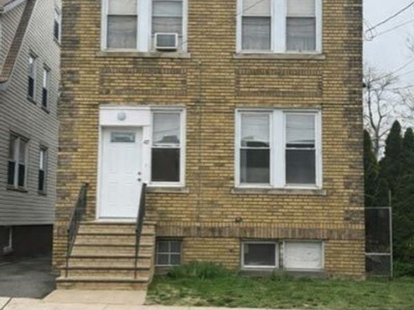 48 Hancox Ave, Nutley, NJ 07110