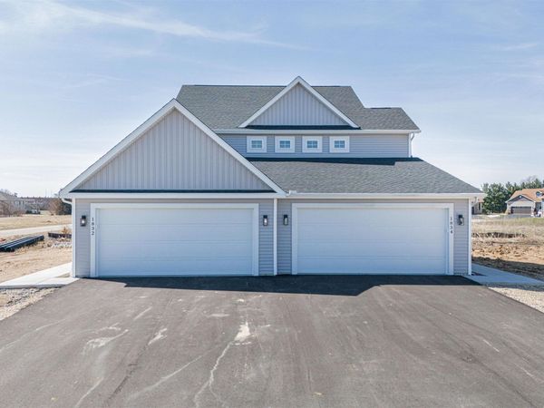 1832-1834 W Kyle Circle, Beloit, WI 53511