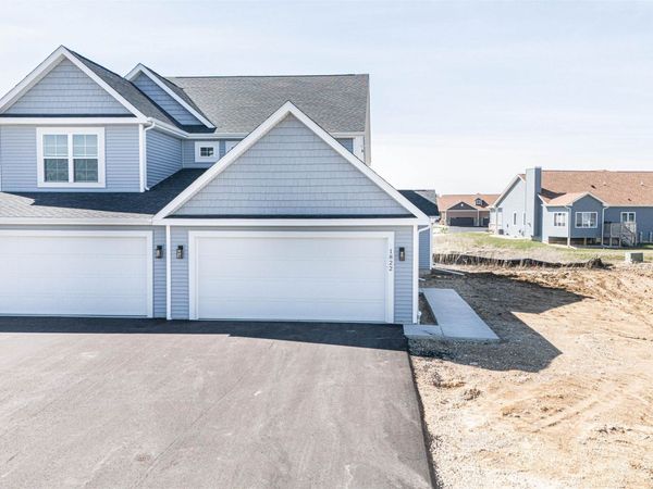 1822-1824 W Kyle Circle, Beloit, WI 53511