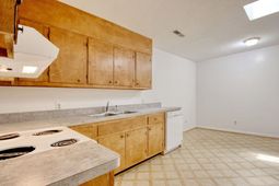 1028 Duke St.  photo 4