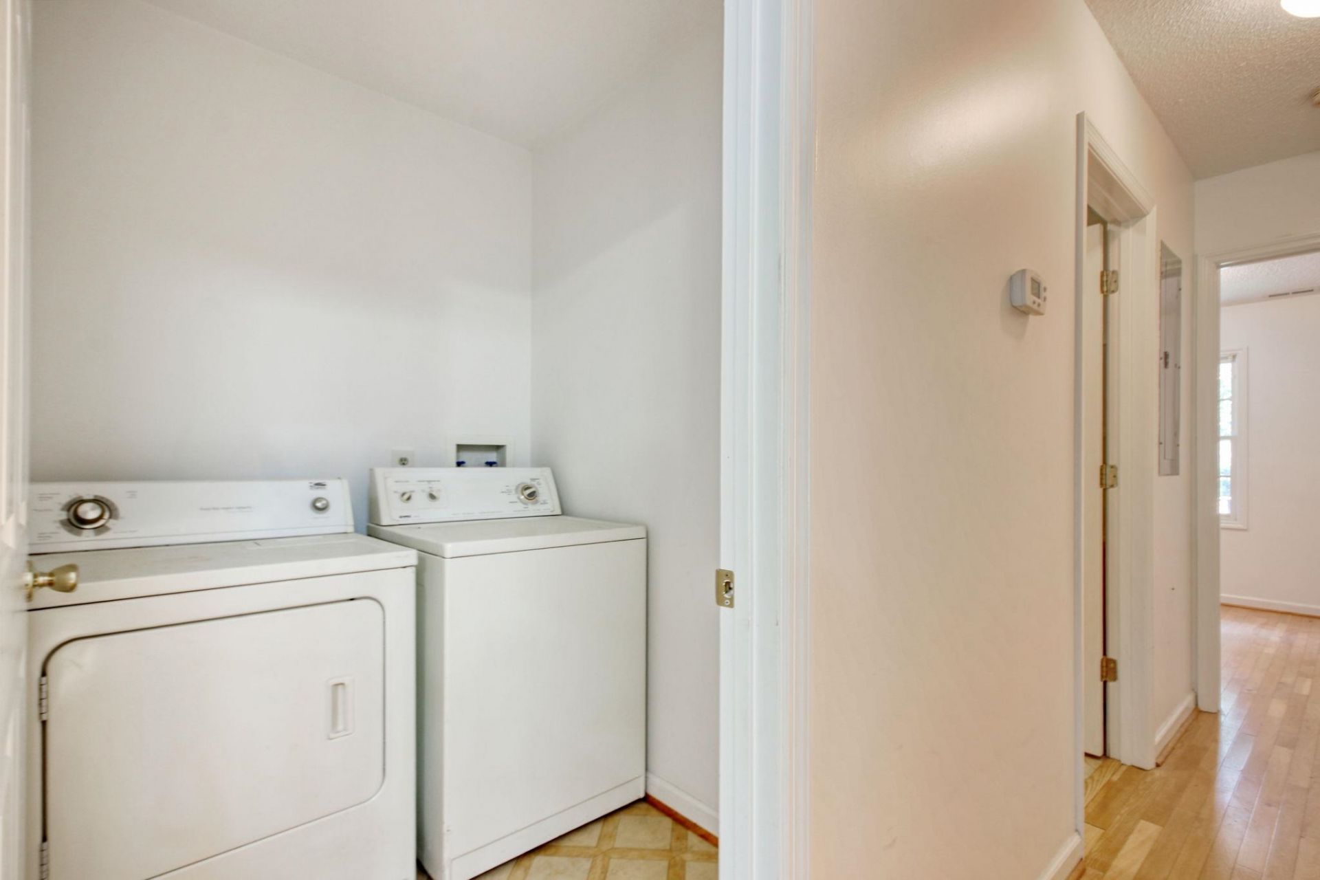 1028 Duke St.  Photo 9