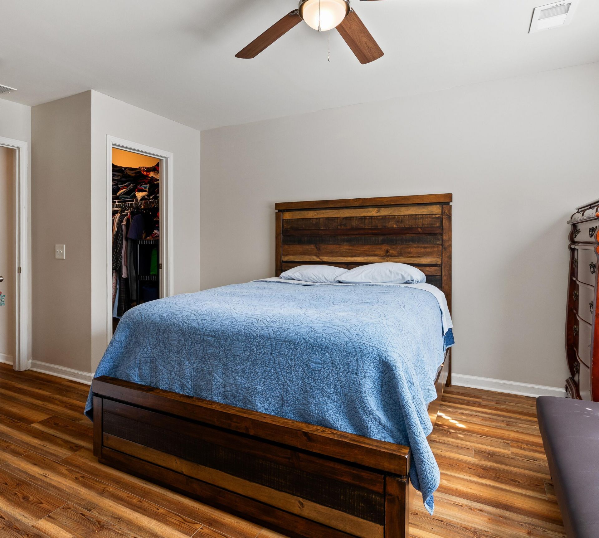 184 Brittondale Road Photo 13