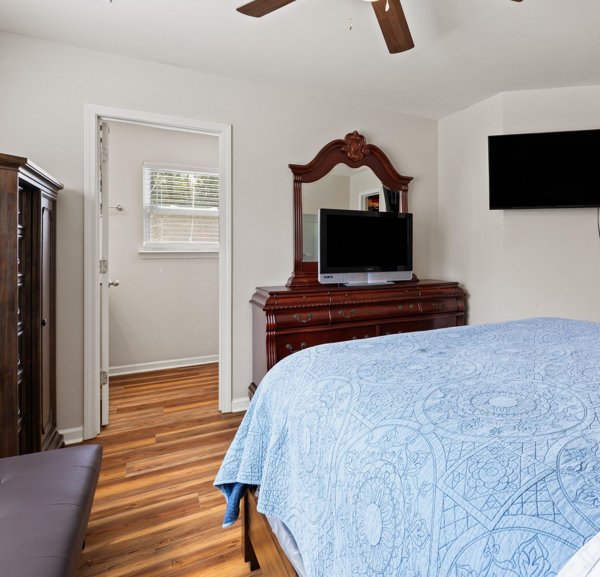 184 Brittondale Road Photo 15