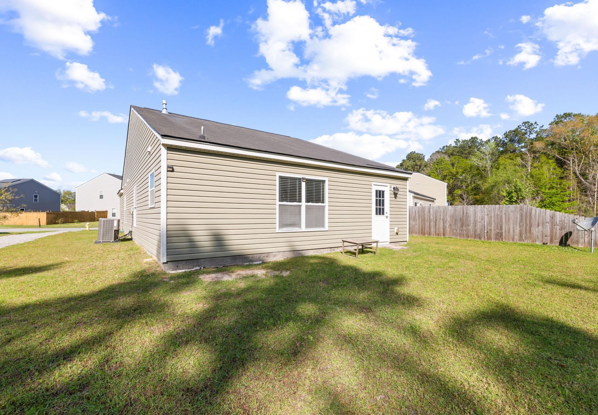 184 Brittondale Road Photo 23