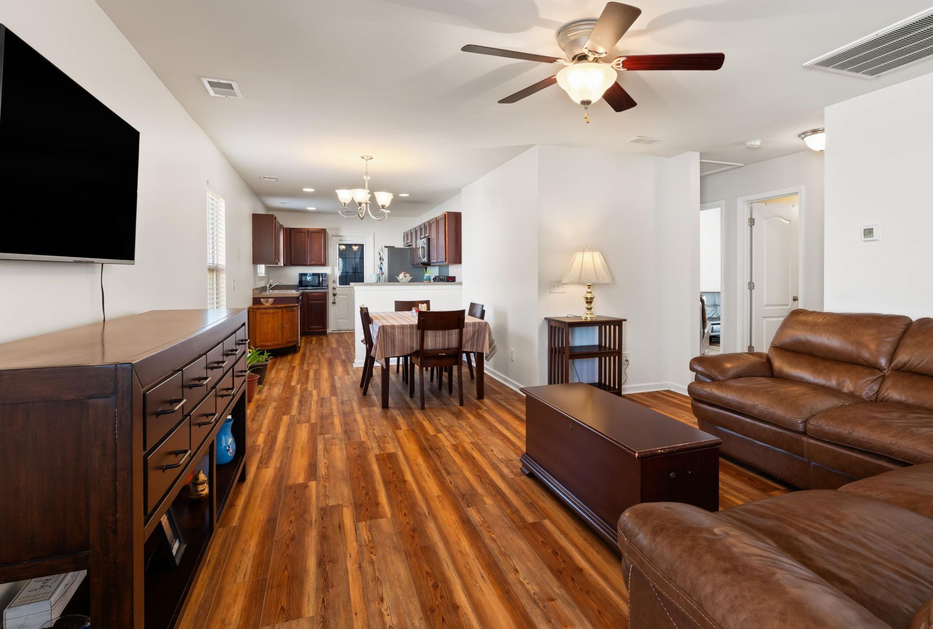 184 Brittondale Road Photo 5