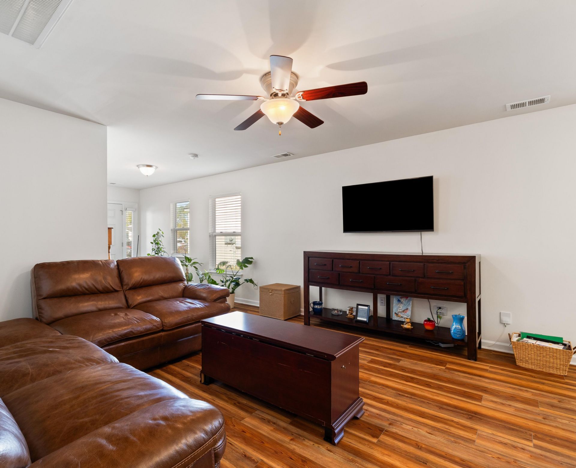 184 Brittondale Road Photo 7