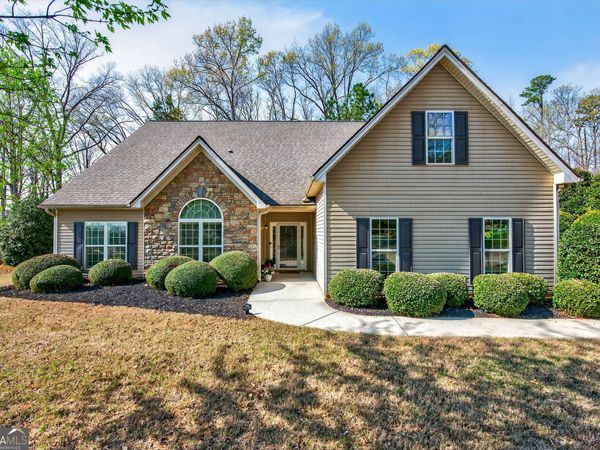 510 Jefferson Walk Circle, Jefferson, GA 30549