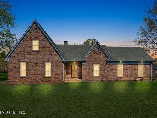 5900 Paloma Drive, Olive Branch, MS 38654