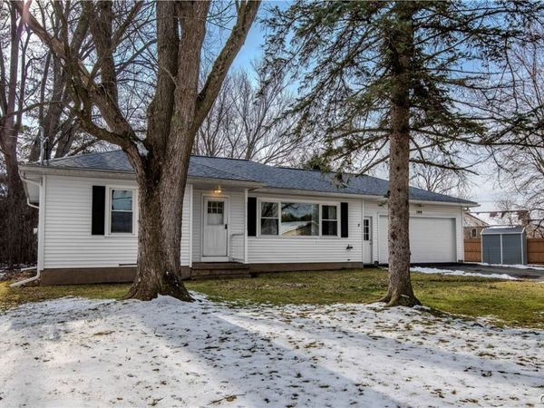 100 Fairway Drive, New Hartford, NY 13413