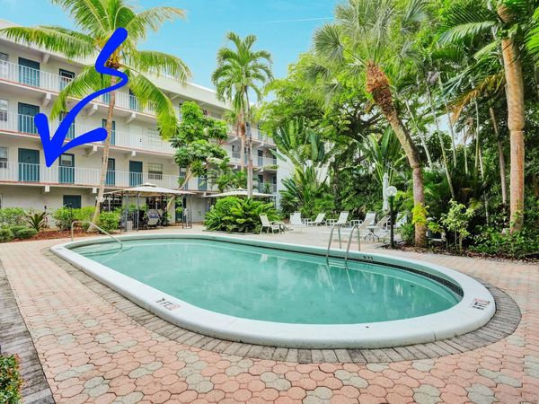 1407 NE 56th Street, Unit 207, Fort Lauderdale, FL 33334