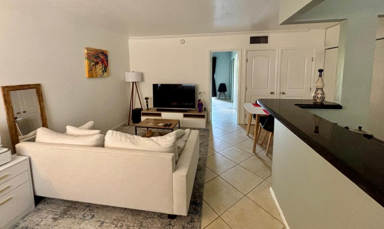 1407 NE 56th Street, Unit 207, Fort Lauderdale, FL 33334 Photo