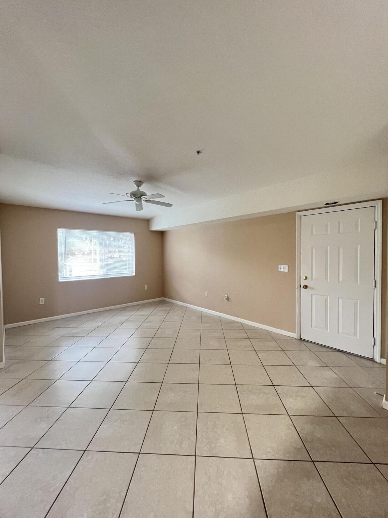 131 SW Palm Drive, Unit 201, Port Saint Lucie, FL 34986 Photo