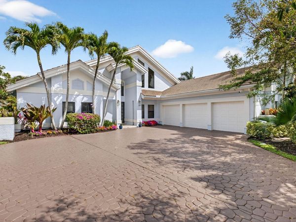 10655 Rio Hermoso, Delray Beach, FL 33446