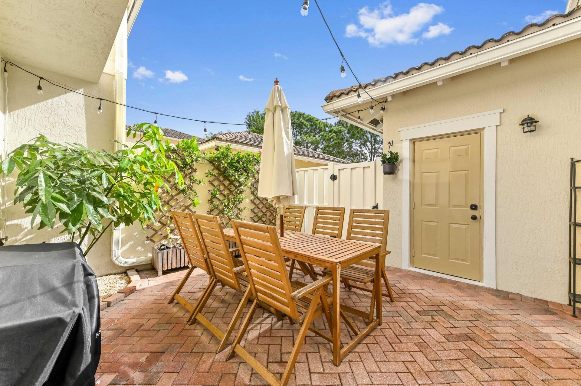 1132 NW 18th Avenue, Boca Raton, FL 33486 Photo