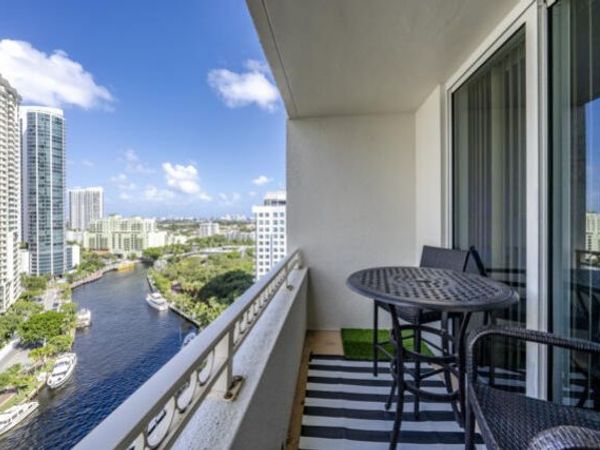 511 SE 5 Avenue, Unit 1722, Fort Lauderdale, FL 33301