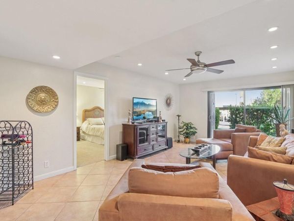 1050 E Ramon Road, Unit 41, Palm Springs, CA 92264