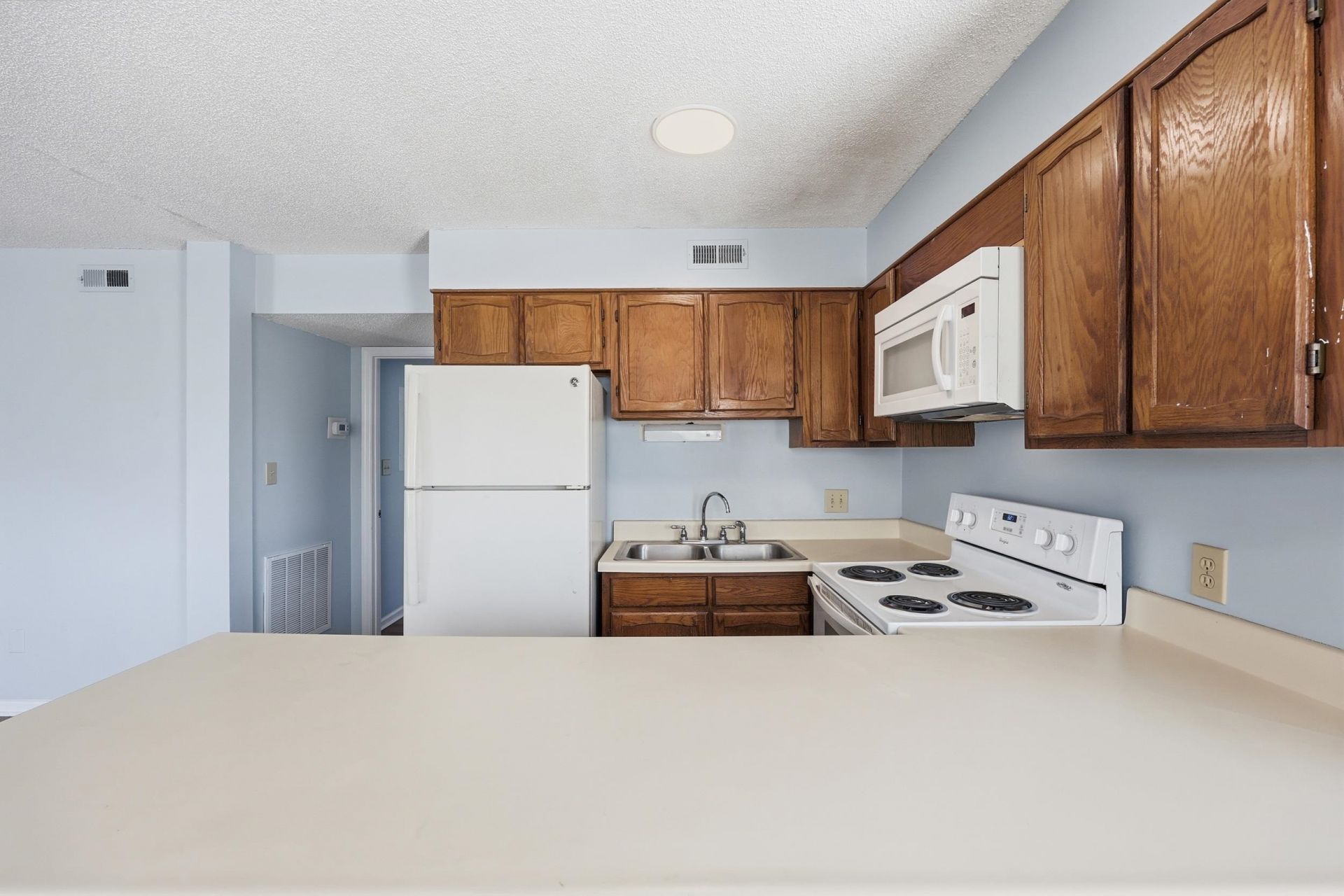 1500 Cenith Dr. Photo 10