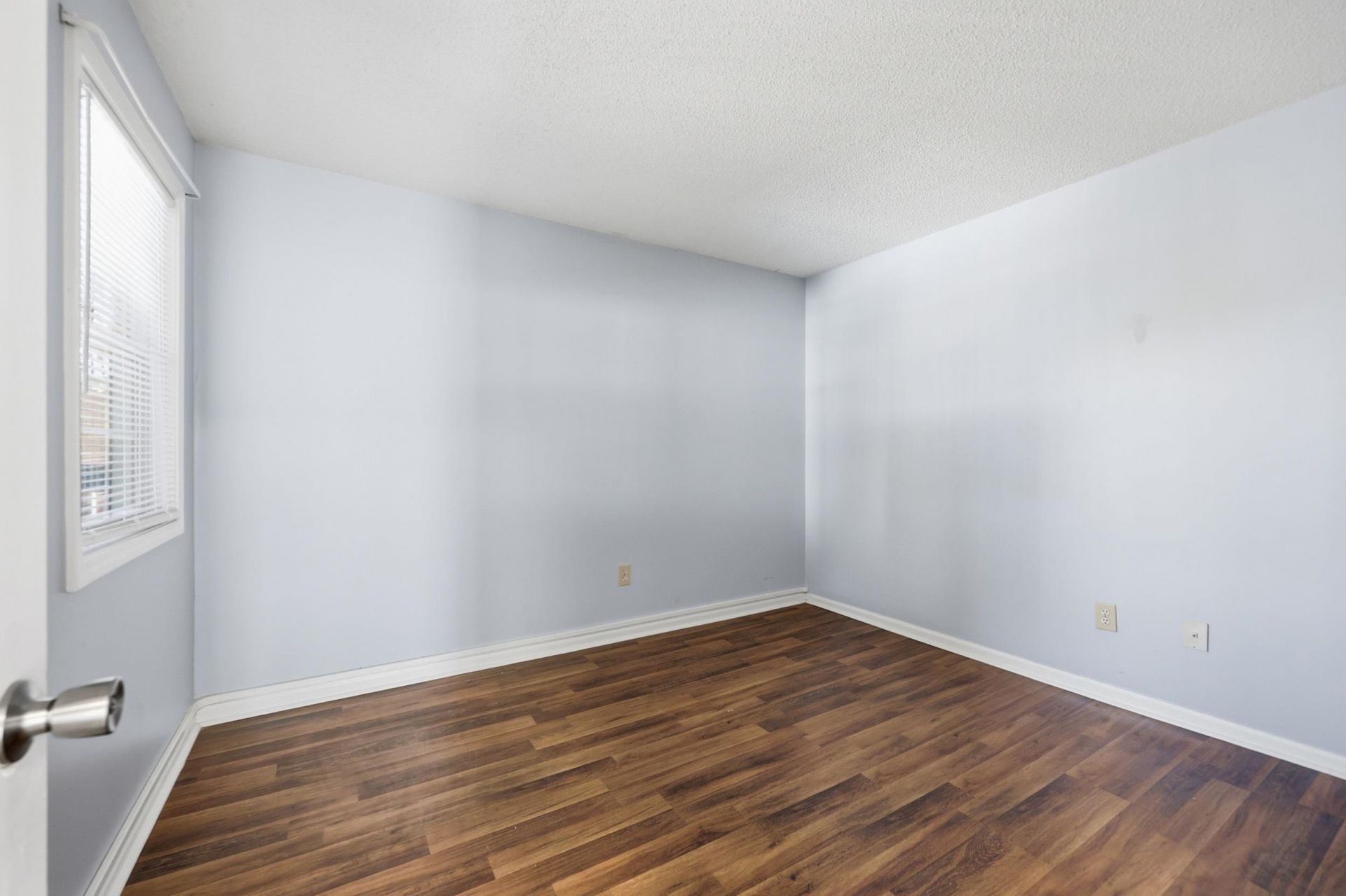 1500 Cenith Dr. Photo 12