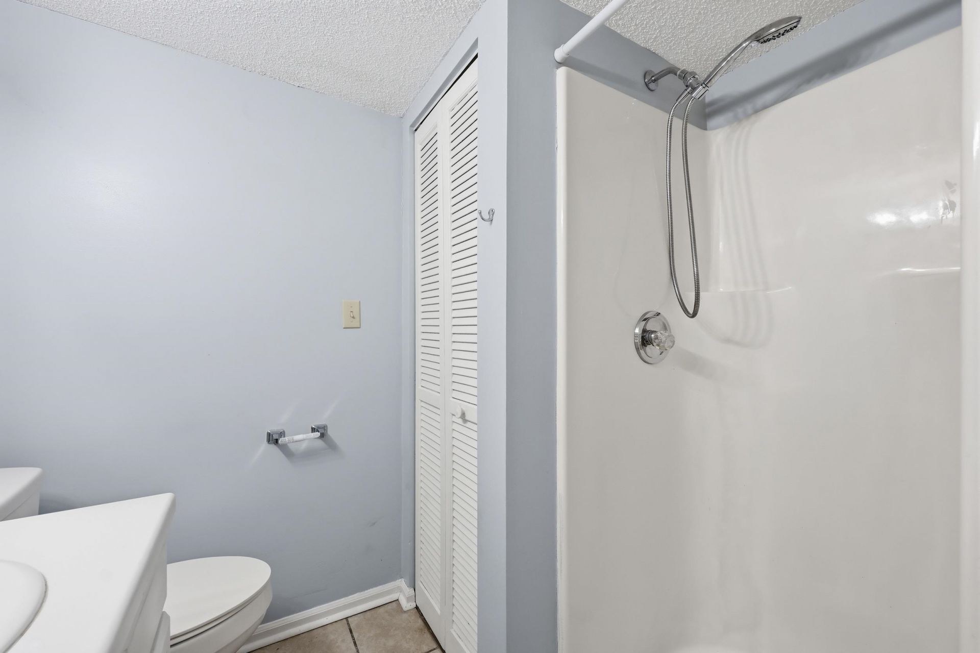 1500 Cenith Dr. Photo 16