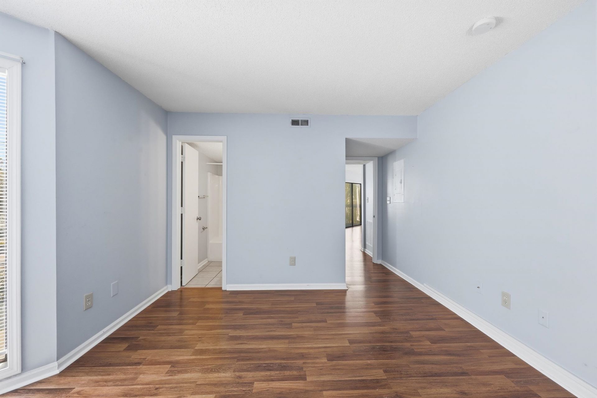 1500 Cenith Dr. Photo 19