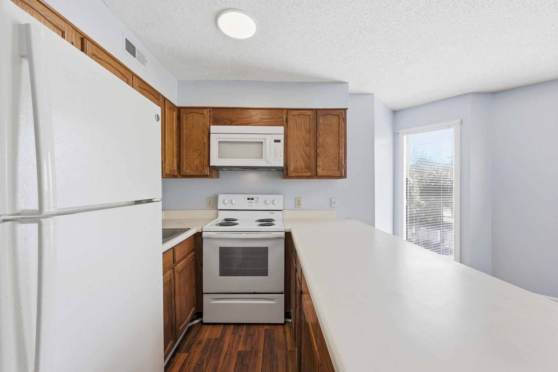 1500 Cenith Dr. Photo 9