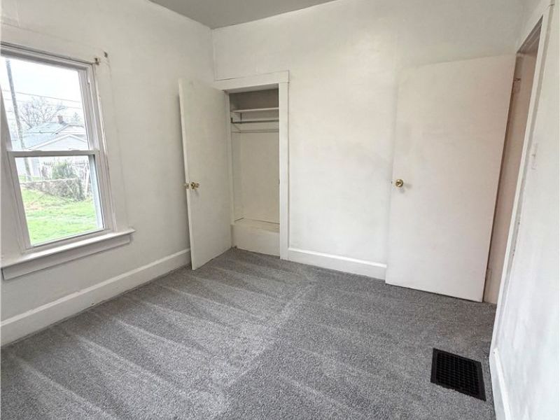 776 Larzelere Avenue , Zanesville, OH 43701 Photo 11