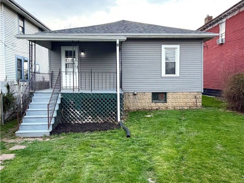 776 Larzelere Avenue , Zanesville, OH 43701 Photo 2