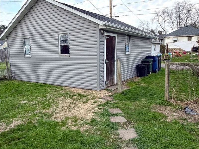 776 Larzelere Avenue , Zanesville, OH 43701 Photo 3