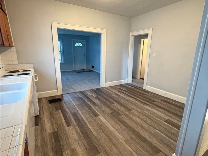 776 Larzelere Avenue , Zanesville, OH 43701 Photo 9