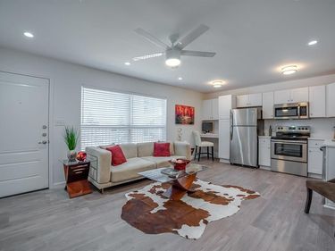 1809 Bennett Avenue, Unit 112, Dallas, TX 75206