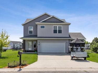 813 8th Avenue NE, Dilworth, MN 56529
