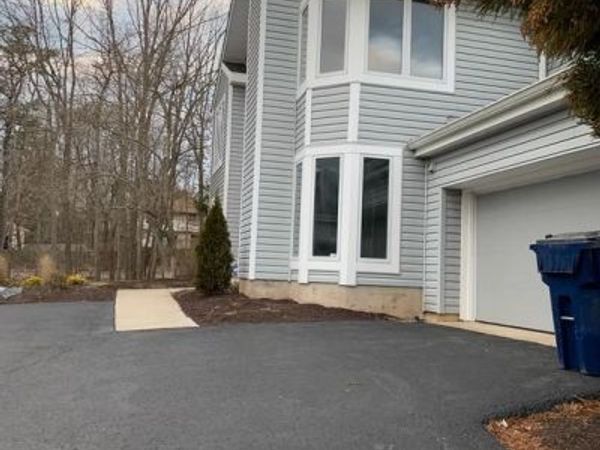 901 CHAMPLAIN DRIVE , VOORHEES, NJ 08043